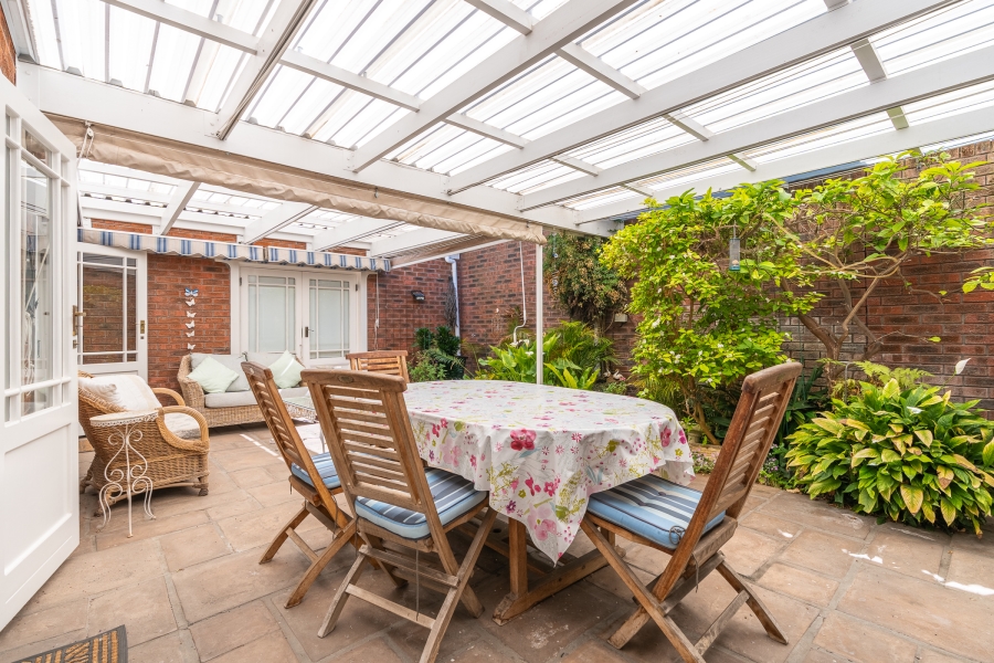 3 Bedroom Property for Sale in Pinelands Western Cape